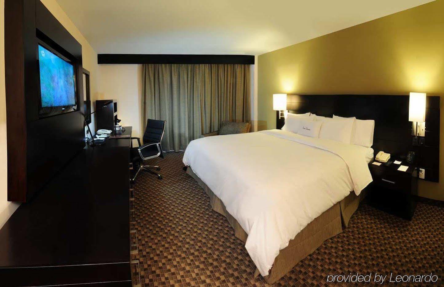 Doubletree By Hilton Queretaro Querétaro Quarto foto